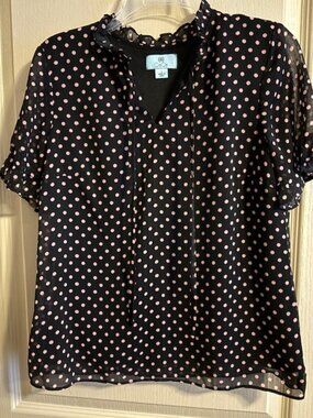 CeCe Women's S Black/Pink Polka Dot Stretch Lined Blouse V-Neck Tie Short Sleeve
